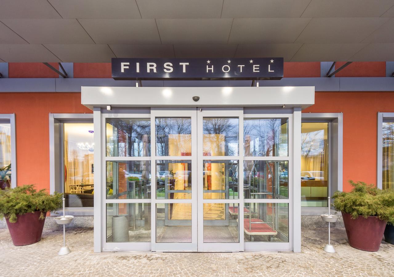 First Hotel Malpensa Case Nuove  Exterior foto